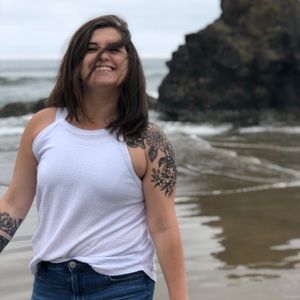 Meet your Posher, Nicole